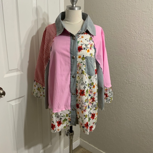 POL Floral Patchwork Lace Accent Womens Blouse main image 1